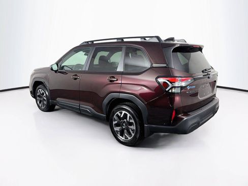 Used 2026 Subaru Forester Premium AWD/4WD image 9