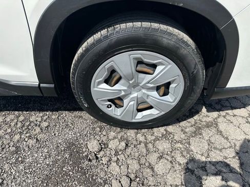 Used 2023 Subaru Forester AWD/4WD image 12