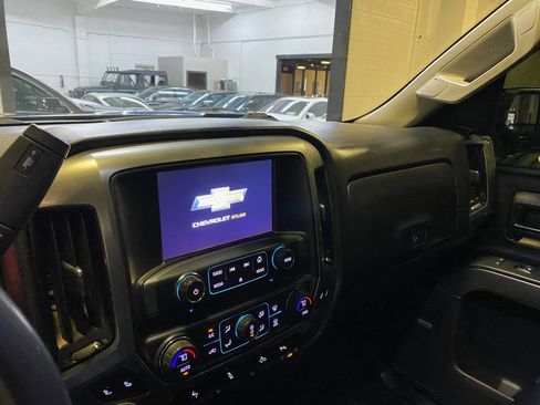 Used 2017 Chevrolet Silverado 1500 LT w/ Texas Edition AWD/4WD image 12