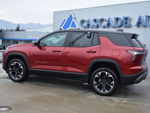 New 2026 Chevrolet Equinox LT w/ Convenience Package II image 5