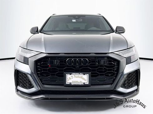 Used 2023 Audi RS Q8 w/ Black Optic Package image 2