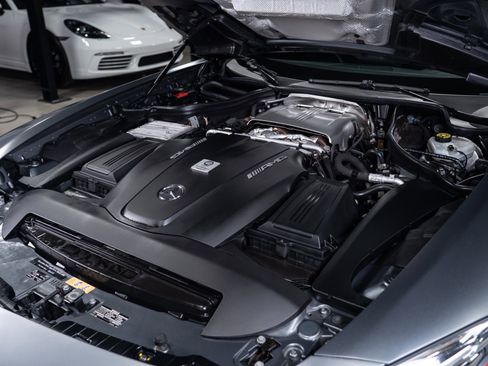 Used 2017 Mercedes-Benz AMG GT Coupe image 23