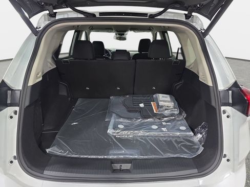 New 2026 Nissan Rogue SV w/ Cold Weather Package FWD image 12