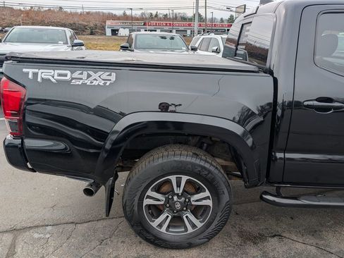 Certified 2019 Toyota Tacoma TRD Sport w/ Technology Package image 7