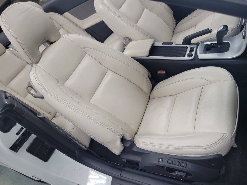 Used 2013 Volvo C70 T5 FWD image 22