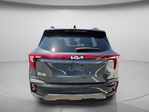 Used 2024 Kia Seltos X-Line AWD/4WD image 6