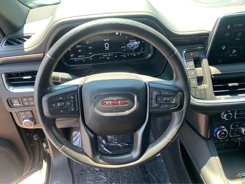 Used 2022 GMC Yukon AT4 AWD/4WD image 14