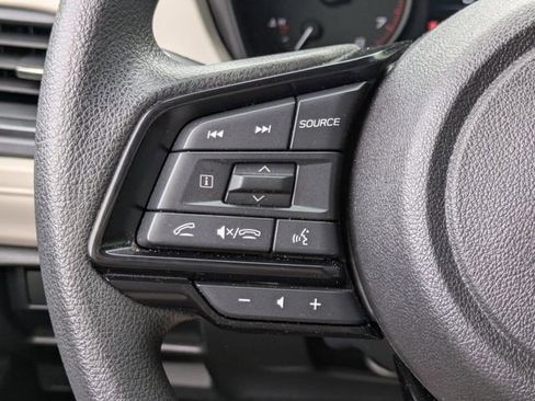 Used 2025 Subaru Forester Base image 27