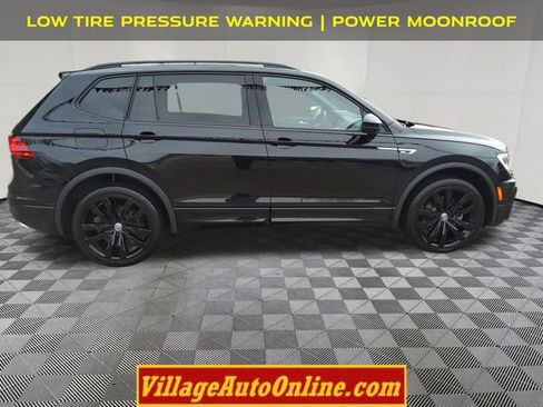 Used 2021 Volkswagen Tiguan SE R-Line image 16