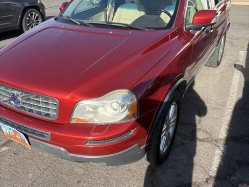 Used 2011 Volvo XC90 3.2 image 1