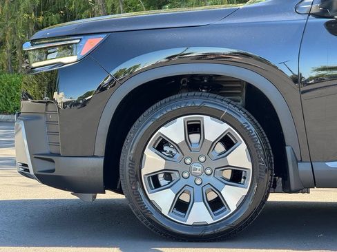 New 2026 Honda Pilot Elite image 4