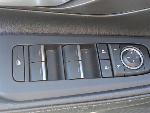 Certified 2025 Toyota Grand Highlander FWD image 12