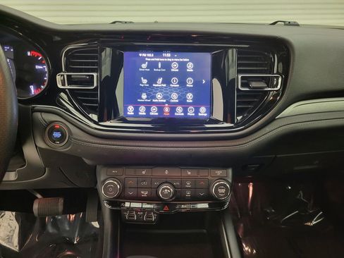 Used 2024 Dodge Durango SXT w/ SXT Blacktop Group image 33