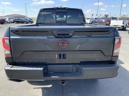 Used 2023 Nissan Titan PRO-4X AWD/4WD image 7