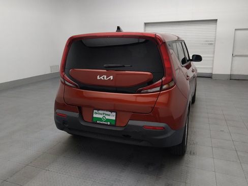 Used 2022 Kia Soul LX w/ Technology Package FWD image 7
