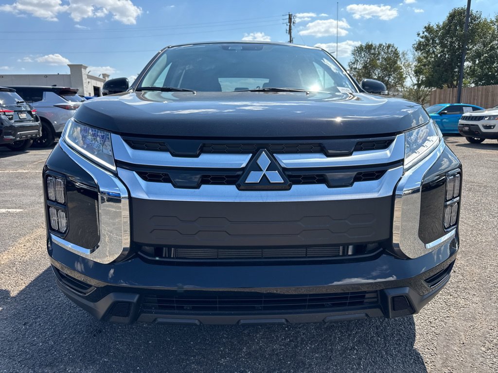 New 2027 Mitsubishi Outlander Sport SE FWD image 2