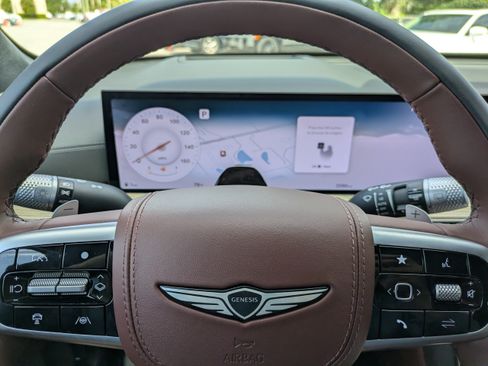 Used 2025 Genesis GV80 3.5T Prestige AWD/4WD image 23