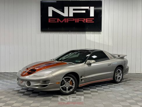 Used 2001 Pontiac Firebird Trans Am w/ SLP Firehawk Pkg image 1