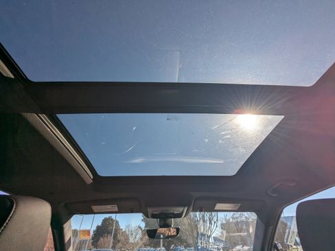 Used 2019 Chevrolet Blazer RS image 13