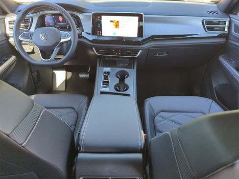 New 2026 Volkswagen Atlas Cross Sport SE image 19