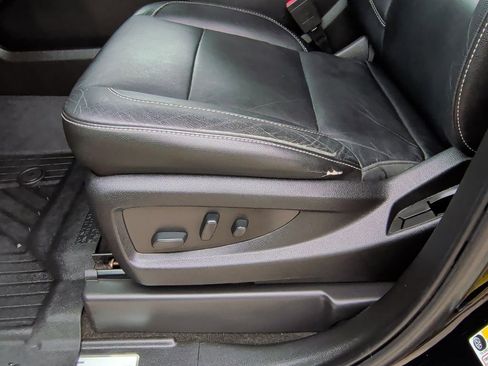 Used 2017 Chevrolet Tahoe LT image 13