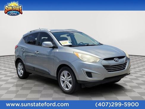 Used 2011 Hyundai Tucson GLS FWD image 1