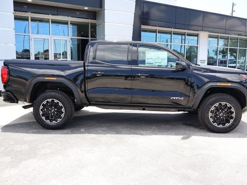 New 2026 GMC Canyon AT4 AWD/4WD image 10