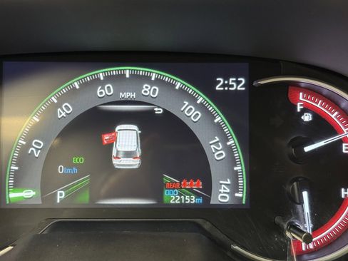 Used 2023 Toyota RAV4 LE image 29