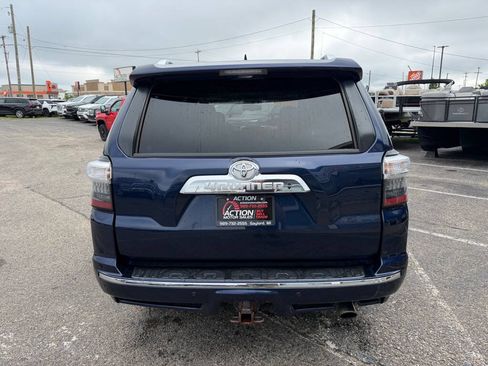 Used 2015 Toyota 4Runner Limited w/ Convenience Package AWD/4WD image 4