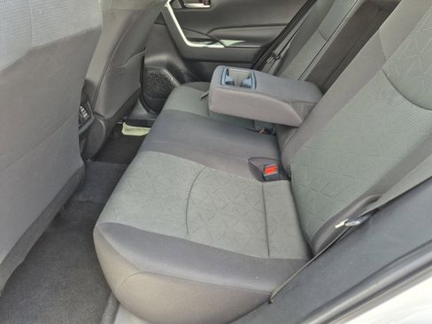 Used 2024 Toyota RAV4 XLE image 17