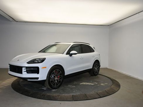 New 2026 Porsche Cayenne S AWD/4WD image 1