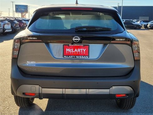 New 2026 Nissan Kicks S image 6