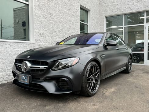 Used 2018 Mercedes-Benz E 63 AMG S image 3