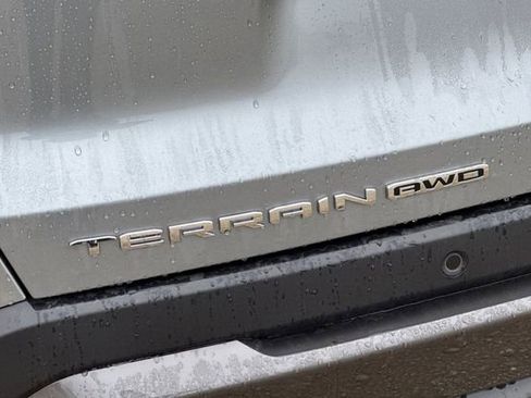 New 2026 GMC Terrain Elevation w/ Elevation Premium Package image 33