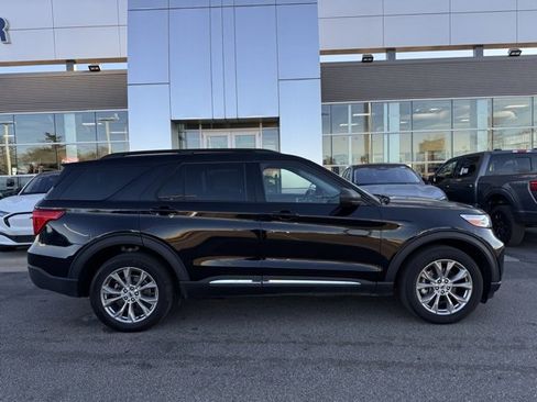 Certified 2023 Ford Explorer XLT w/ Equipment Group 202A image 37