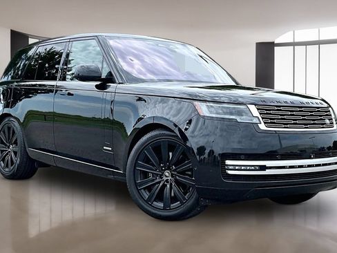 Used 2023 Land Rover Range Rover Autobiography AWD/4WD image 11