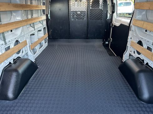 Used 2024 Ford Transit 250 Low Roof w/ Exterior Upgrade Package image 12