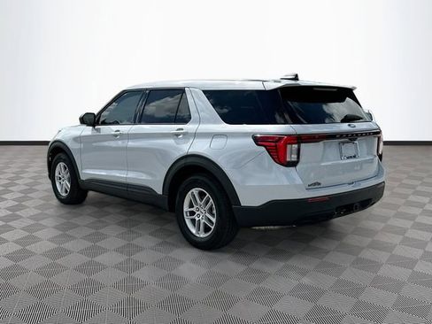 Certified 2026 Ford Explorer Active RWD image 7