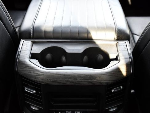 Used 2025 RAM 1500 Limited image 32