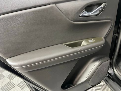 Used 2025 Chevrolet Blazer LT image 27