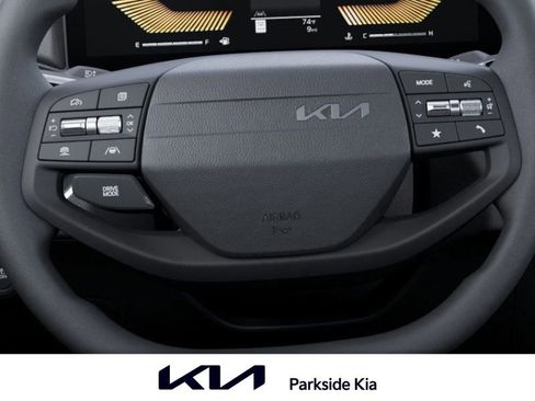 New 2025 Kia K4 LXS image 22