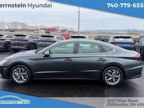 Used 2023 Hyundai Sonata SEL w/ Cargo Package image 4