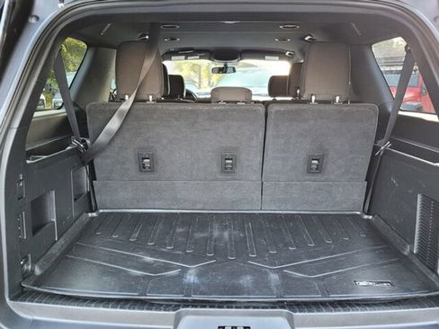 Used 2019 Ford Expedition Max XLT image 15
