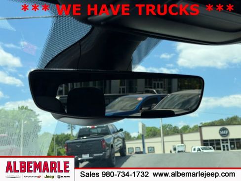 Used 2024 RAM 2500 Big Horn w/ Bed Utility Group AWD/4WD image 27