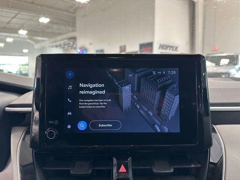 Used 2025 Toyota Corolla LE image 23