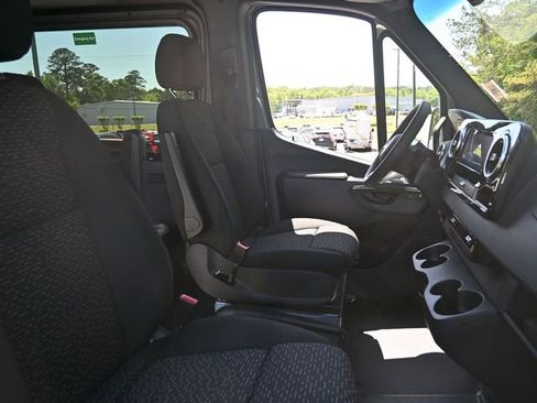 New 2025 Mercedes-Benz Sprinter 2500 image 21