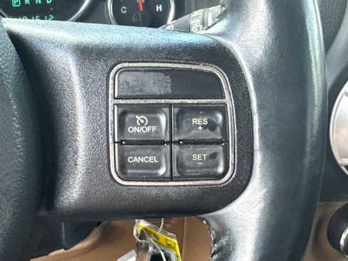 Used 2012 Jeep Wrangler Unlimited Rubicon w/ Dual Top Group AWD/4WD image 22