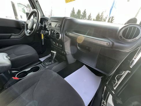 Used 2013 Jeep Wrangler Sport image 27