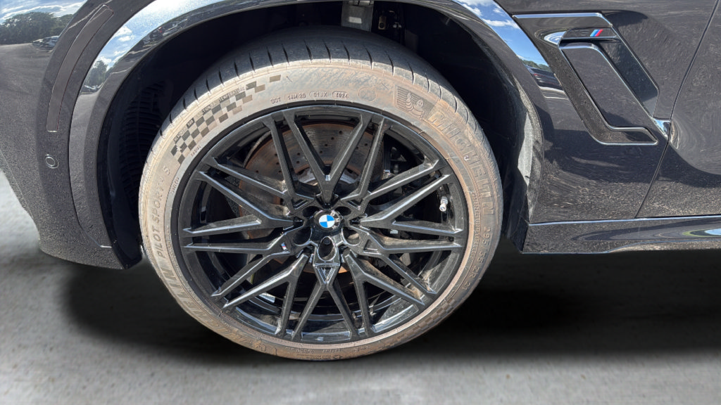 Used 2025 BMW X6 M Competition w/ Executive Package AWD/4WD image 15