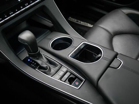 Used 2019 Toyota Avalon Touring w/ All Weather Liner Package FWD image 18